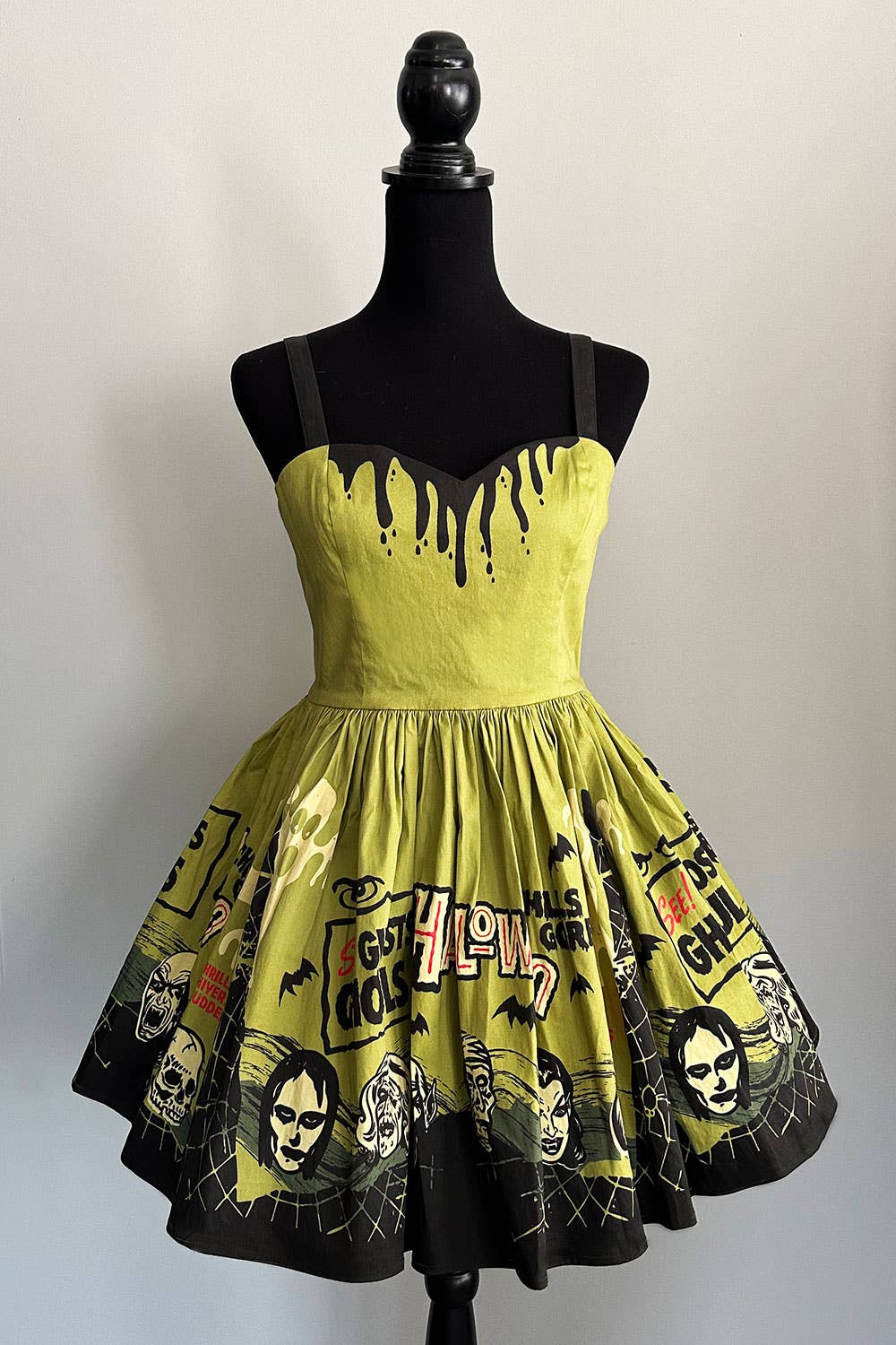 Vintage Halloween Ghosts & Ghouls Prudence Skater Dress XLarge Vintage Halloween Ghosts & Ghouls Prudence Skater Dress XLarge